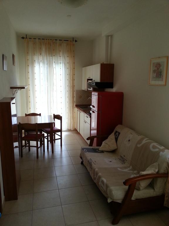 Residence La Villetta Rimini Exterior foto