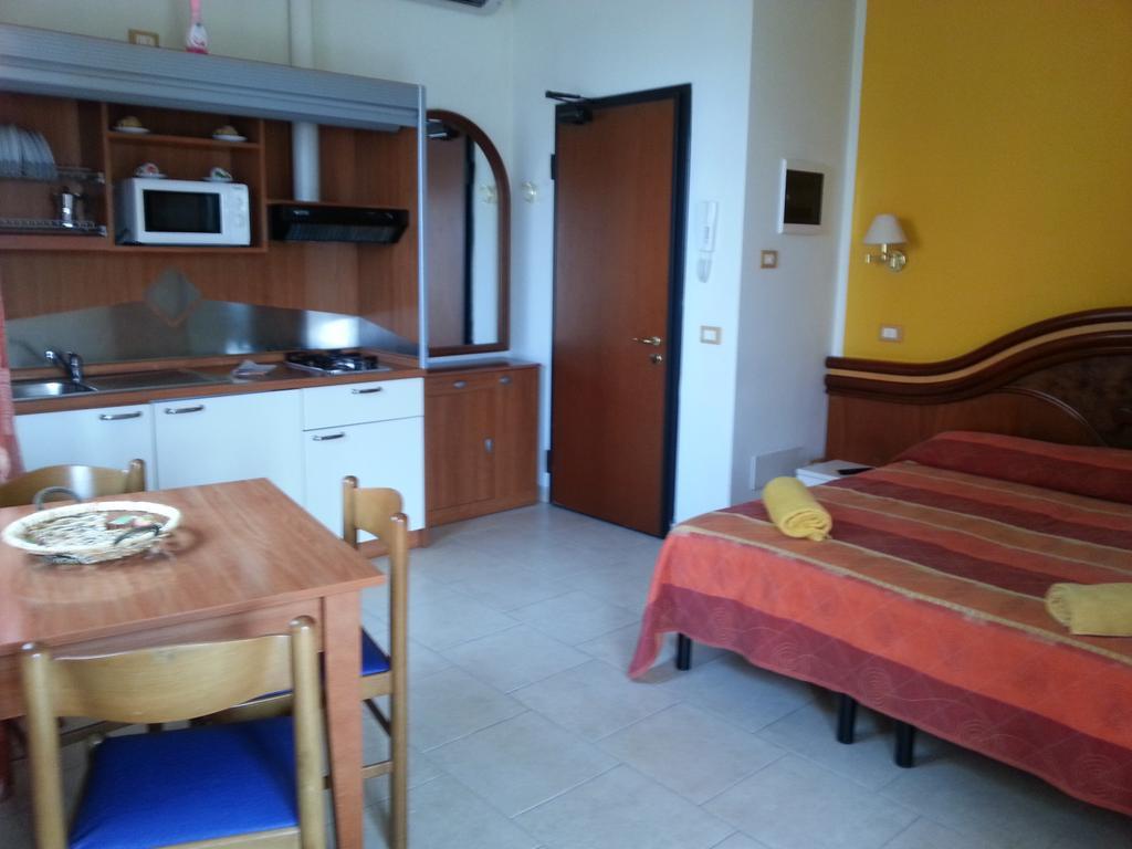 Residence La Villetta Rimini Exterior foto