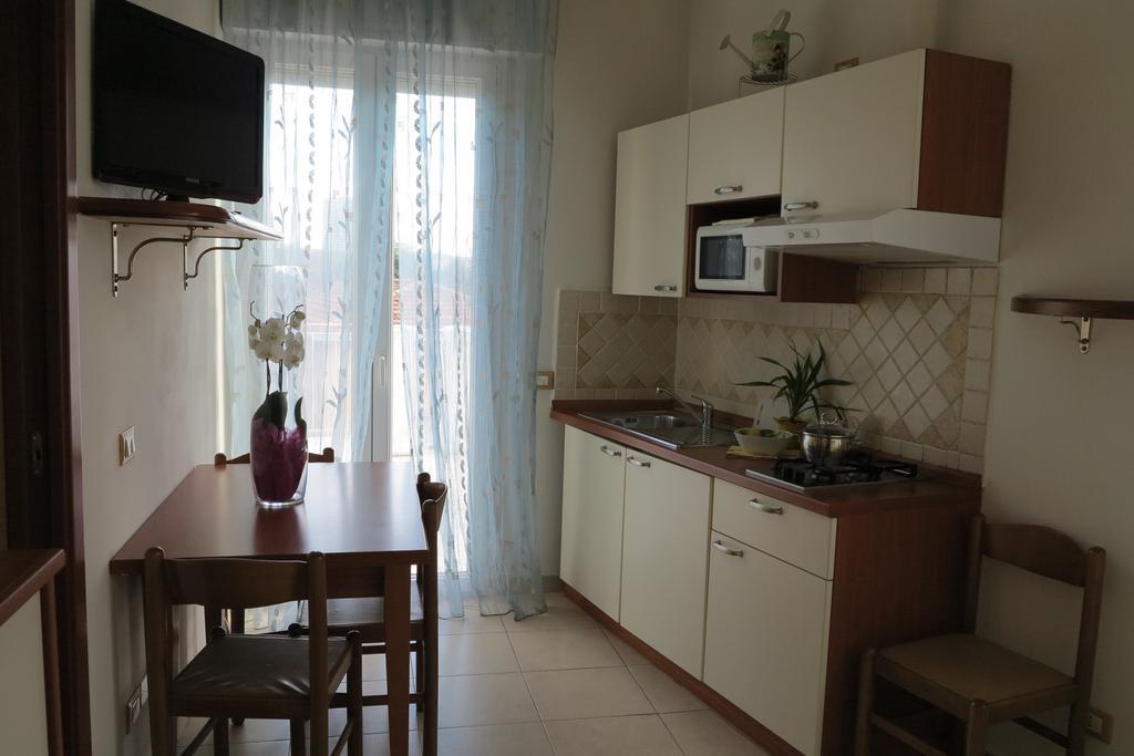 Residence La Villetta Rimini Exterior foto