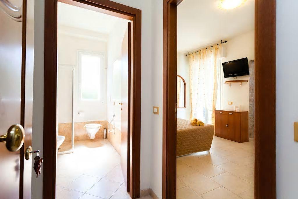 Residence La Villetta Rimini Exterior foto